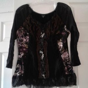 VTG Panilli Lace Top Med